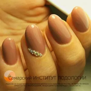 хардуерен маникюр