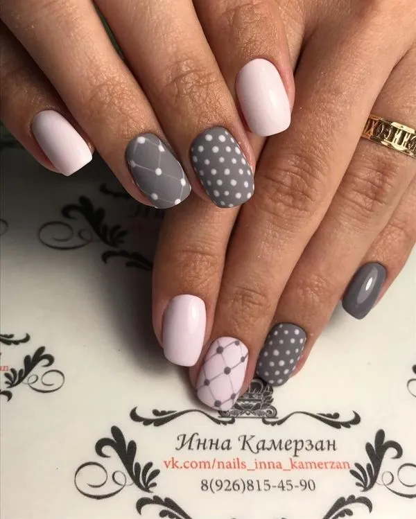бежов маникюр