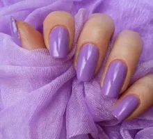 бежов маникюр