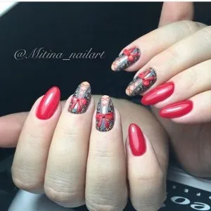 бежов маникюр