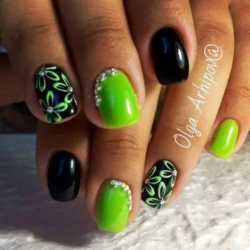 маникюр с кристали