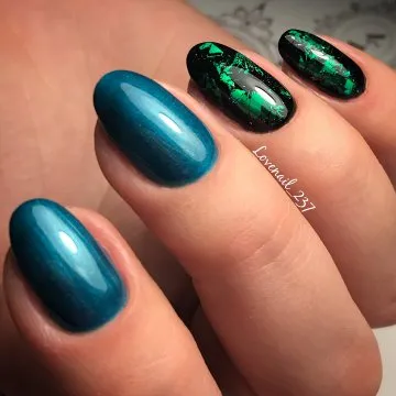 маникюр с фолио