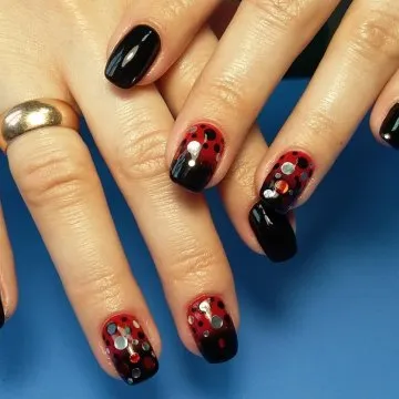 маникюр с камифубиками 2019-2020