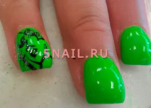 маникюр с балончета