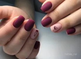 бежов маникюр