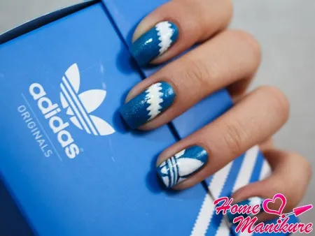 нокти adidas фото маникюр ленти рисуване дизайн видео