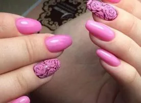 маникюр с бежов лак