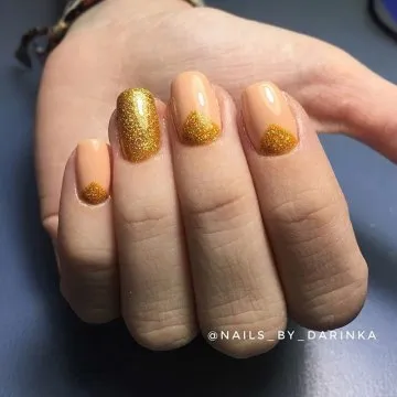 златен маникюр