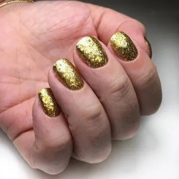 златен маникюр