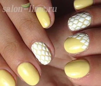 бял маникюр