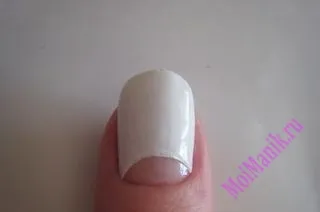 бял