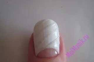 бял