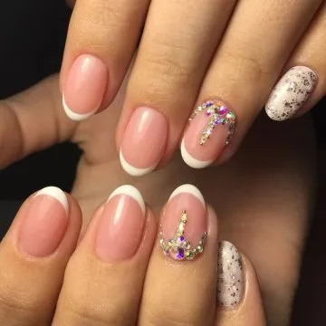 френски маникюр 2019-2020