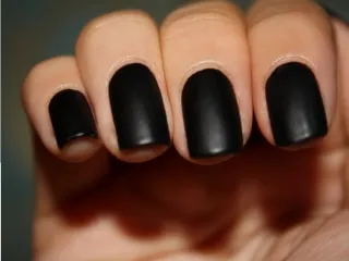 матов маникюр