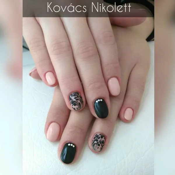 черен лак