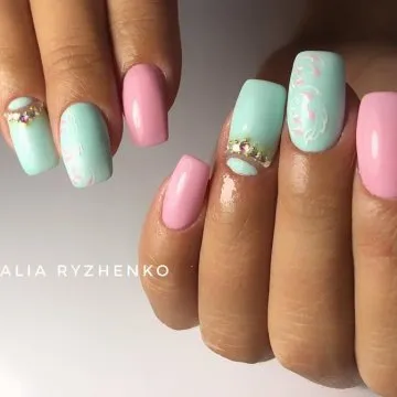 лунен маникюр 2019