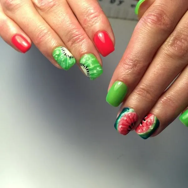 бял маникюр