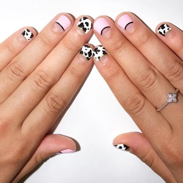 маникюр с бели нокти