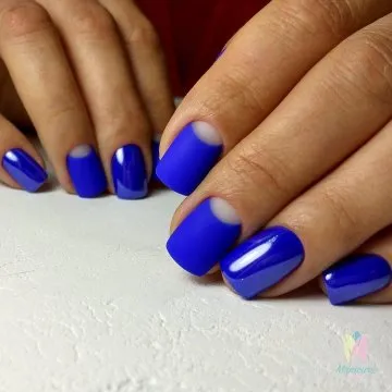 квадратни нокти