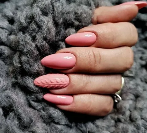 модерен маникюр