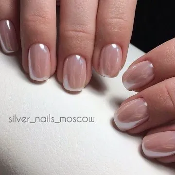 пастелен маникюр