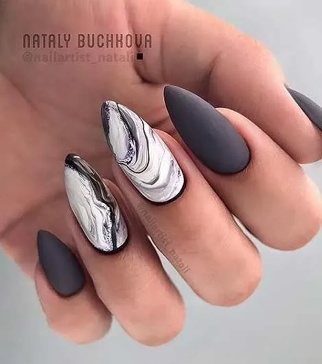 бял маникюр