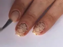 блестящ маникюр