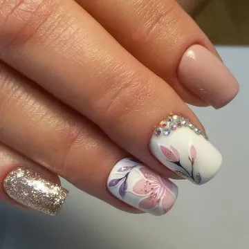 маникюр с модел 2019