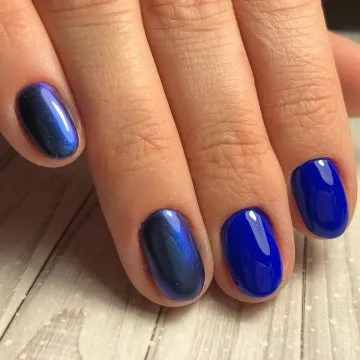 маникюр в синьо