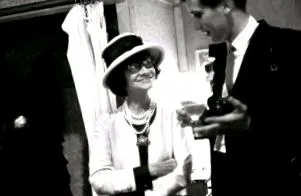 chanel woman-el