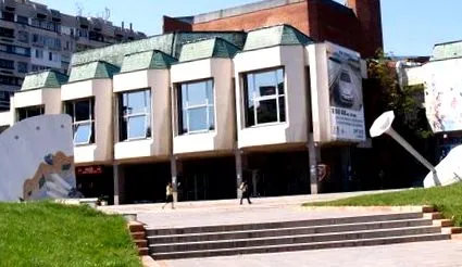 országból