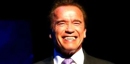 Arnold Schwarzenegger túlélte