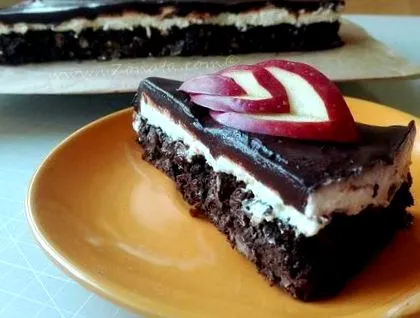 csokoládétorta almás