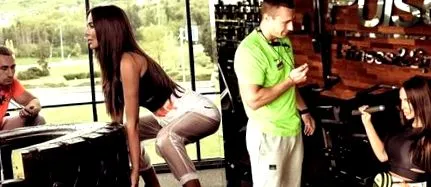 fitnesz oktatót