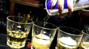 alkoholos koktélos