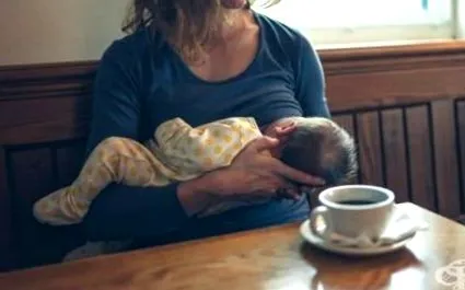 szoptatás alatt koffein