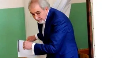 mestan állt