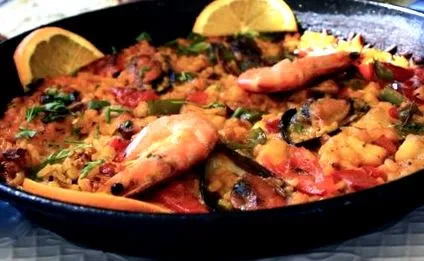 paella gyümölcseivel