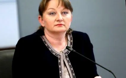 fizetése