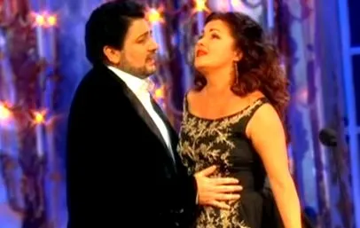 netrebko könyvvel