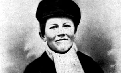 tény
