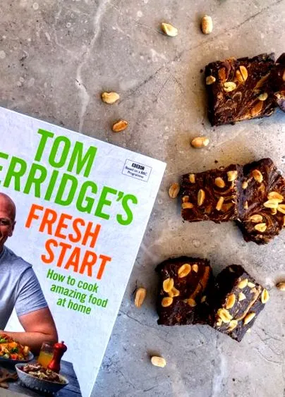 Arany fehérje mogyoróvajas brownie