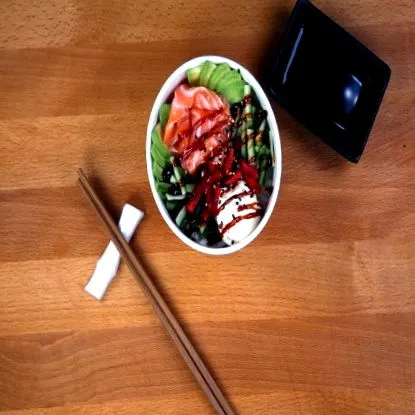 chirashi sushi