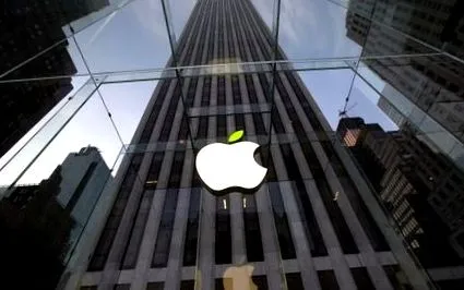 apple segített