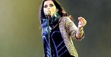 egyre teltebb