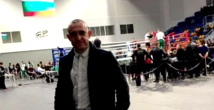 konföderáció kickboxing