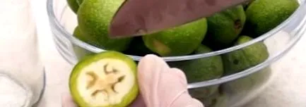 dióval zöld