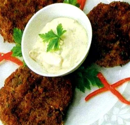 vörös apró darabokra