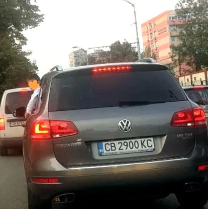 másik fényképe
