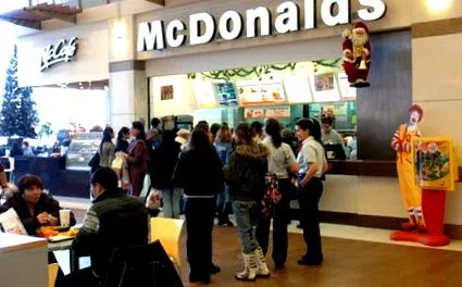 mcdonald utazási